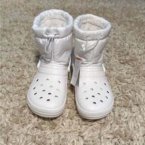 Crocs Classic Lined Neo Puff Boot